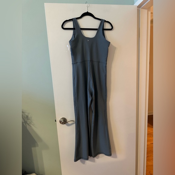 NWT Old Navy sleeveless power soft flared active jumpsuit ocean shale blue - Picture 8 of 8